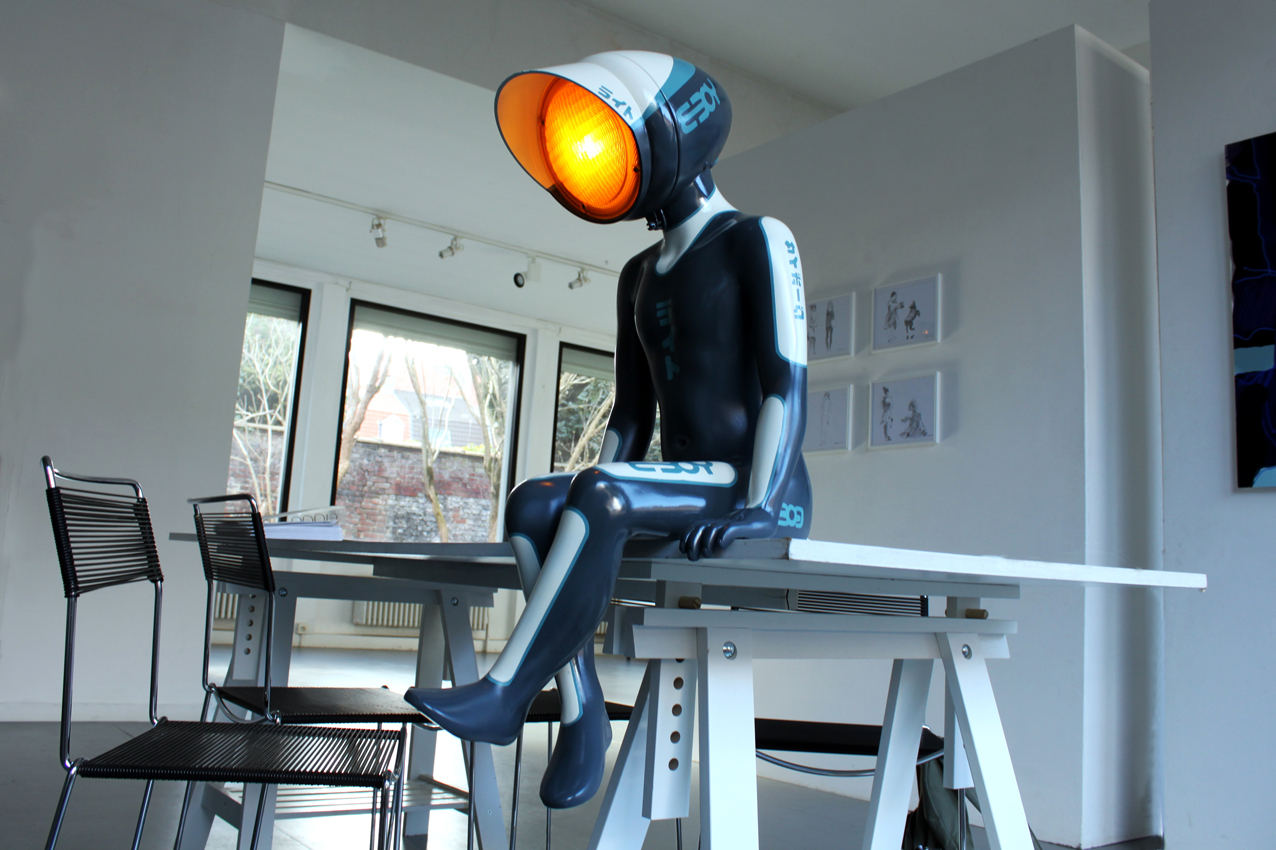 nanan urban light antifacto lamp robot cyborg eboy